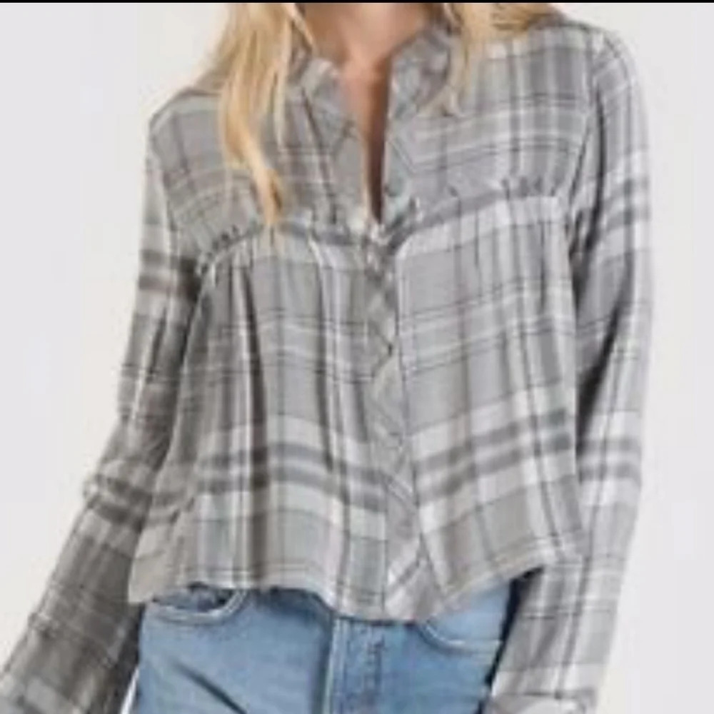 Cloth And Stone Ruffle Button Down - image 1